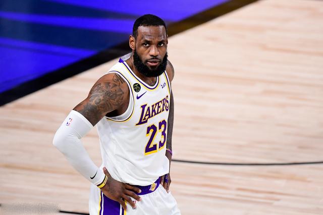 C罗参加综艺节目 C罗乔丹和布雷迪哪位GOAT说的？